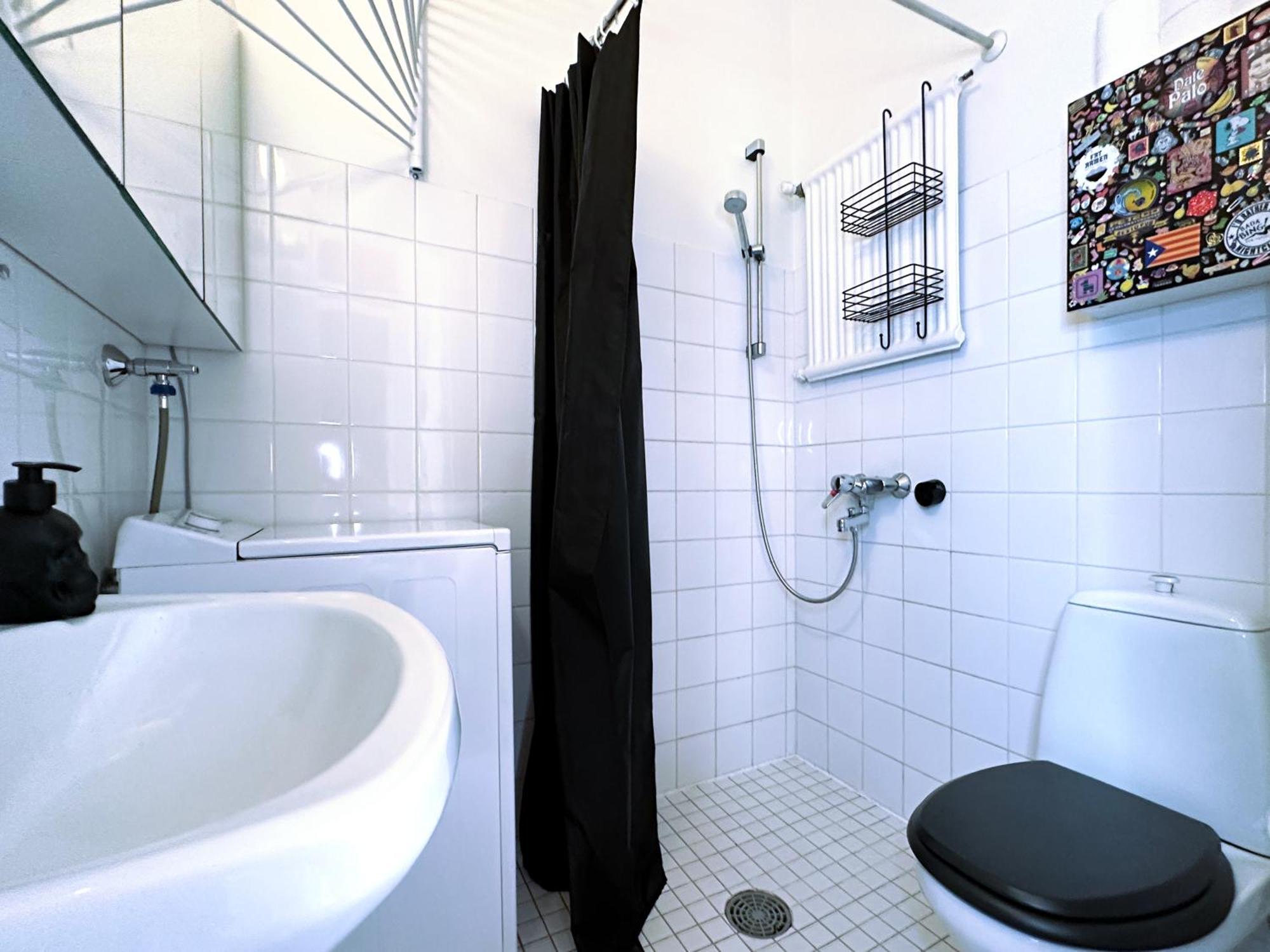 Artistic Kallio Apartment Helsinki Ngoại thất bức ảnh